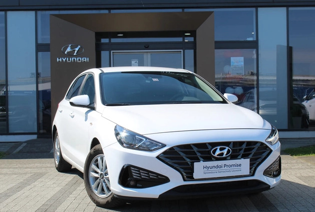 Hyundai I30 cena 77900 przebieg: 13798, rok produkcji 2022 z Chojna małe 232